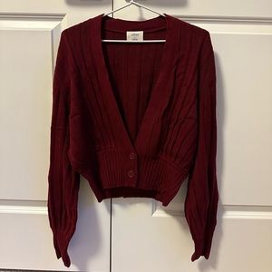 Aritzia Wilfred plunge front cardigan. Size S.